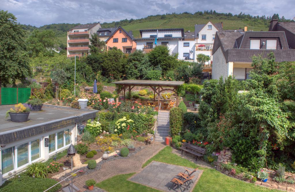 Weinhotel Hubertus Garni Klotten Exteriér fotografie