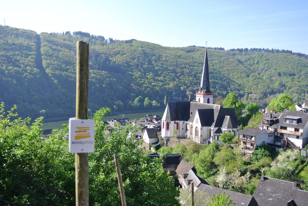 Weinhotel Hubertus Garni Klotten Exteriér fotografie