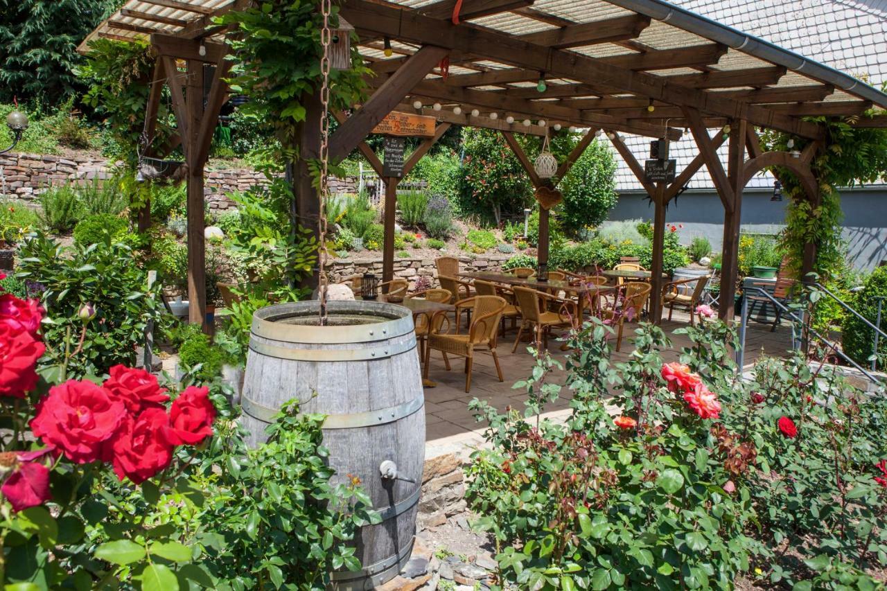 Weinhotel Hubertus Garni Klotten Exteriér fotografie